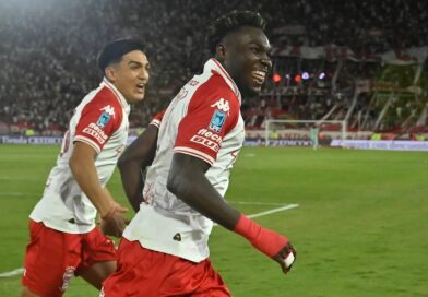 Huracán le ganó a San Lorenzo con un nueve que es cosa seria, Jordy Caicedo