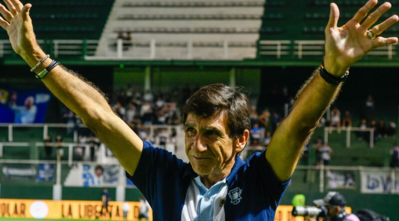 Gustavo Costas, auténtico: el clásico, Miljevic, Conechny y el debut de Rojas en la Selección