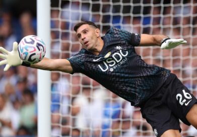Dibu Martínez tuvo su debut en el arco de Chelsea