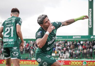 Sarmiento superó con claridad a Huracán en Junín y se prendió en la Zona B