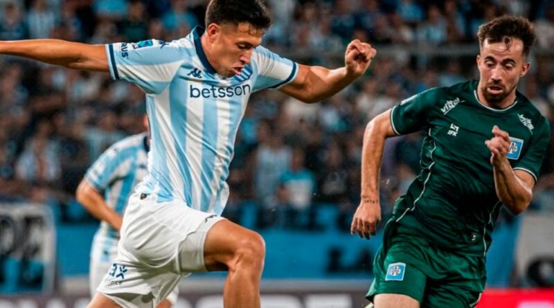 Racing festejó en Córdoba y salió del fondo de la tabla